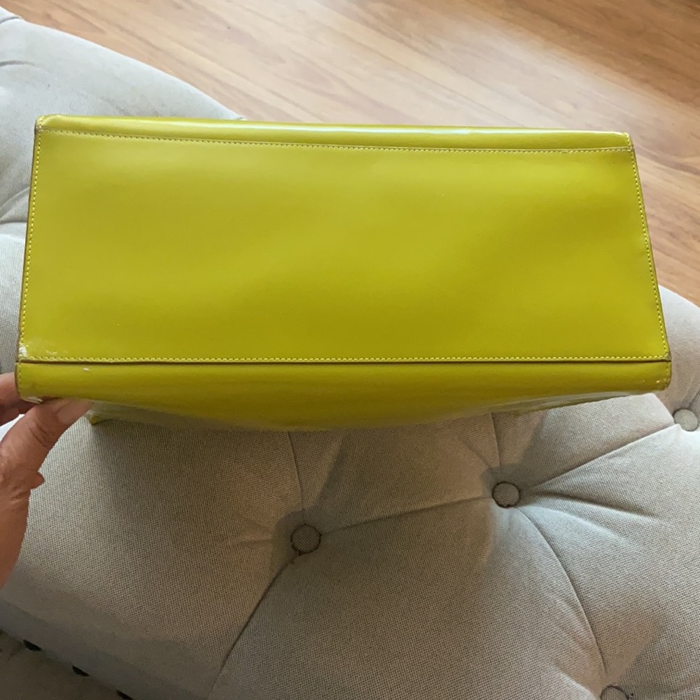 Vintage Ferragamo purse - Picture 5 of 11